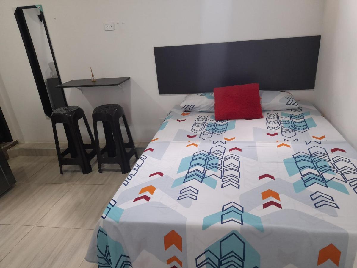 Apartaestudios El Jardin Cali Bilik gambar